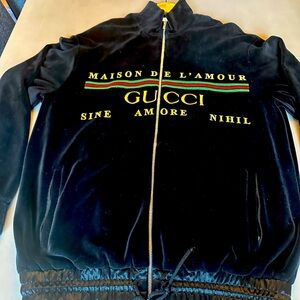 Gucci oversized velvet jacket